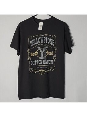 NWT Black Weathered Yellowstone Dutton Ranch T-Shirt, Size Medium